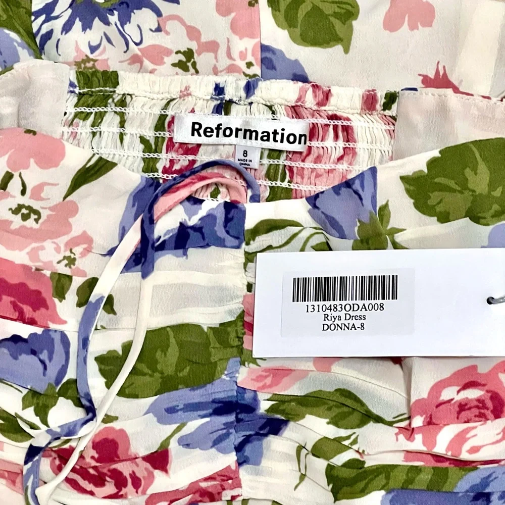 🌺🎉HP🎉🌺 NWT Reformation Riya Cutout Floral Print Halter Dress - Picture 13 of 13